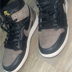 Jordan 1s black and brown Palomino